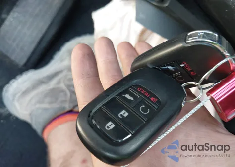 2024 Honda Cr-V Hybrid Sport-L from USA, damaged, VIN 7FARS5H88RE026485